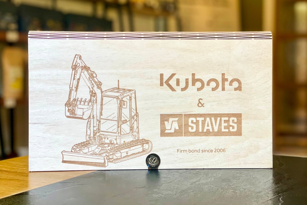 KAZETA_KUBOTA_STAVES